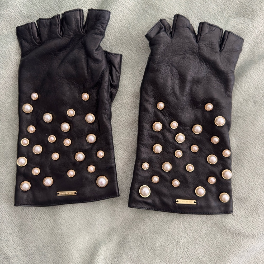 Black Leather Fingerless Gloves with Pearl Accents